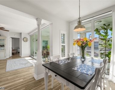 6855 Satinleaf Road S - Photo Thumbnail 15
