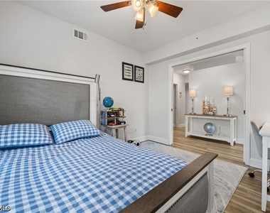 6855 Satinleaf Road S - Photo Thumbnail 19