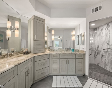 6855 Satinleaf Road S - Photo Thumbnail 3