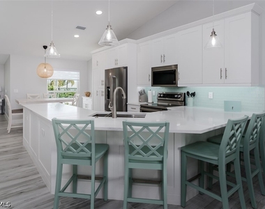 834 Gulf Pavilion Drive - Photo Thumbnail 13
