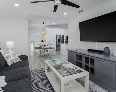 834 Gulf Pavilion Drive - Photo Thumbnail 12