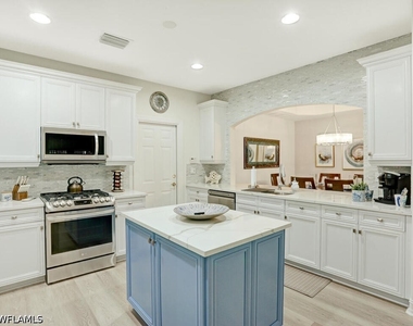 2847 Tiburon Boulevard E - Photo Thumbnail 9