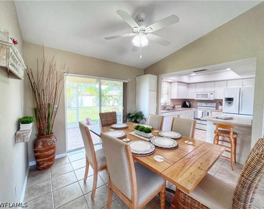 137 Se 17th Terrace - Photo Thumbnail 4