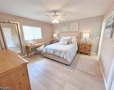 137 Se 17th Terrace - Photo Thumbnail 6