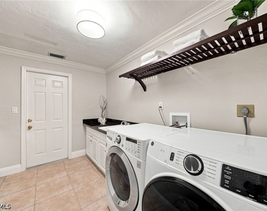 503 Neapolitan Way - Photo Thumbnail 29