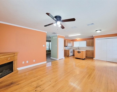 9607 Farrell Drive - Photo Thumbnail 11