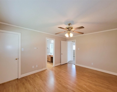 9607 Farrell Drive - Photo Thumbnail 29