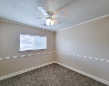 9607 Farrell Drive - Photo Thumbnail 22