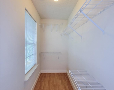 9607 Farrell Drive - Photo Thumbnail 33