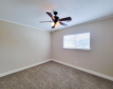 9607 Farrell Drive - Photo Thumbnail 24