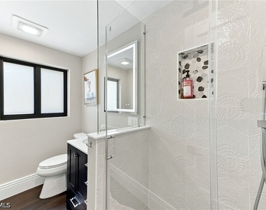 580 Tripoli Court - Photo Thumbnail 30