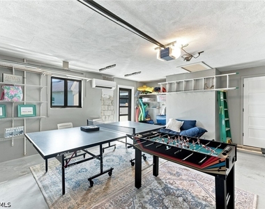 580 Tripoli Court - Photo Thumbnail 32