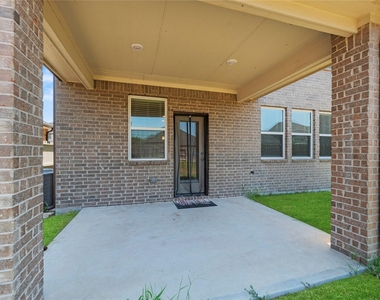 17462 Buckeye Branch - Photo Thumbnail 23