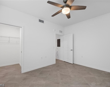 5445 Double Eagle Circle - Photo Thumbnail 23