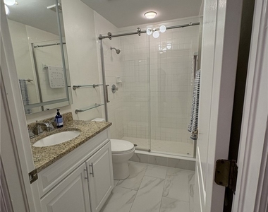 7040 Pelican Bay Boulevard - Photo Thumbnail 18