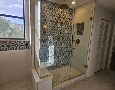 7040 Pelican Bay Boulevard - Photo Thumbnail 14