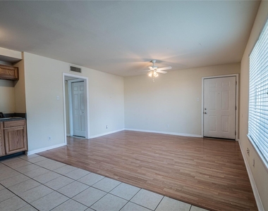 3918 Anita Street - Photo Thumbnail 2