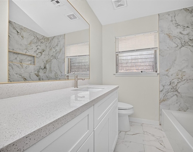 6131 Birdwood Road - Photo Thumbnail 14