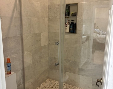 1340 Charleston Square Drive - Photo Thumbnail 14