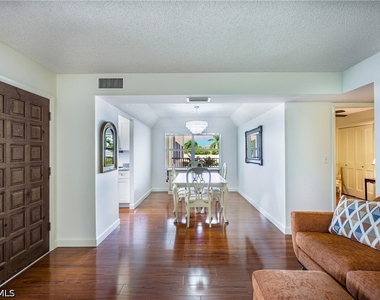 3200 Gulf Shore Boulevard N - Photo Thumbnail 12