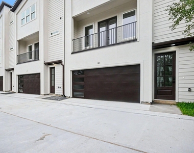 119 Milby Street - Photo Thumbnail 2