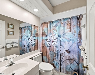 13641 Worthington Way - Photo Thumbnail 18
