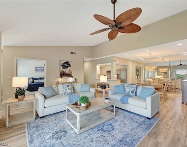 776 Willowbrook Drive - Photo Thumbnail 4