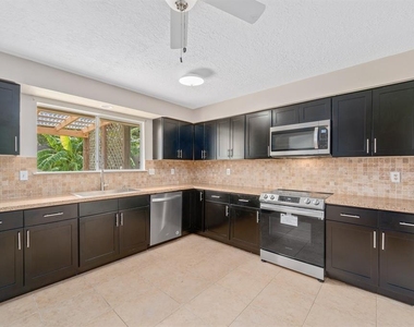 19511 Westhaven Drive - Photo Thumbnail 10