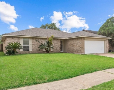 19511 Westhaven Drive - Photo Thumbnail 22