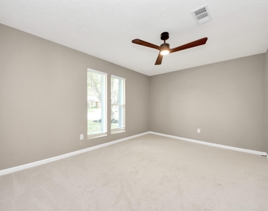 16114 Forest Bend Avenue - Photo Thumbnail 24