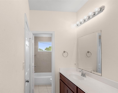 2407 Ferguson Way Road - Photo Thumbnail 18