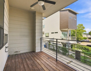 2817 St Emanuel Street - Photo Thumbnail 12