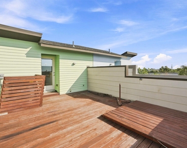 2817 St Emanuel Street - Photo Thumbnail 24
