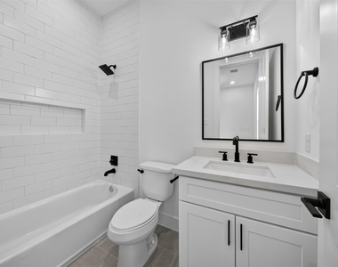 2421 Harrington Street - Photo Thumbnail 32