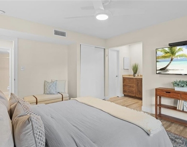 788 Park Shore Drive - Photo Thumbnail 11