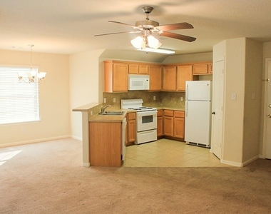 603 Wades Way - Photo Thumbnail 2