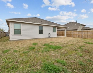 689 Forest Bend Lane - Photo Thumbnail 18