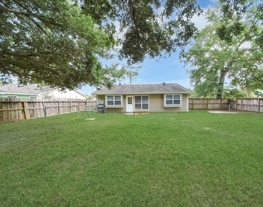 10603 Thorncliff Drive - Photo Thumbnail 25