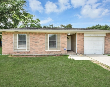 10603 Thorncliff Drive - Photo Thumbnail 2