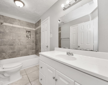 10603 Thorncliff Drive - Photo Thumbnail 16