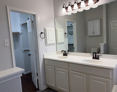 15226 Olmstead Park Drive - Photo Thumbnail 20