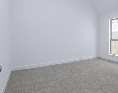 1602 Perdido Way - Photo Thumbnail 14