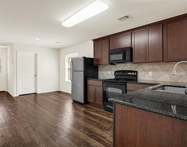 2806 Morgensen Drive - Photo Thumbnail 1