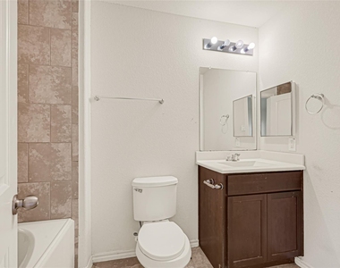 2806 Morgensen Drive - Photo Thumbnail 41
