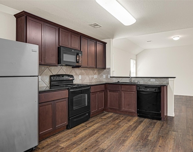 2806 Morgensen Drive - Photo Thumbnail 25