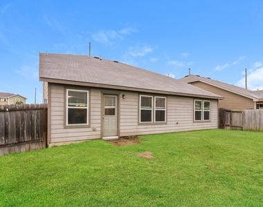 17719 Brahman Meadows Court - Photo Thumbnail 17