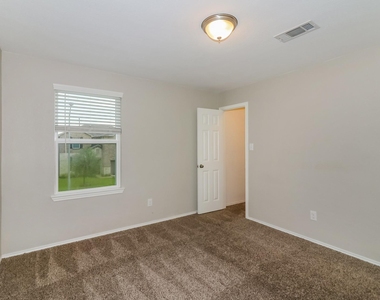 17719 Brahman Meadows Court - Photo Thumbnail 13