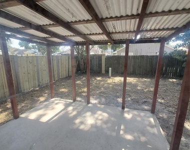 23211 Pebworth Place - Photo Thumbnail 7