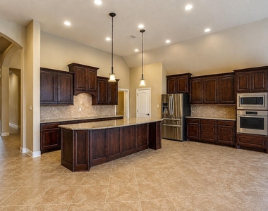 173 Pinnacle Ridge Dr - Photo Thumbnail 1