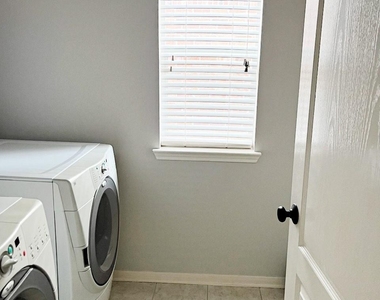 11418 Ruby Canyon Lane - Photo Thumbnail 32